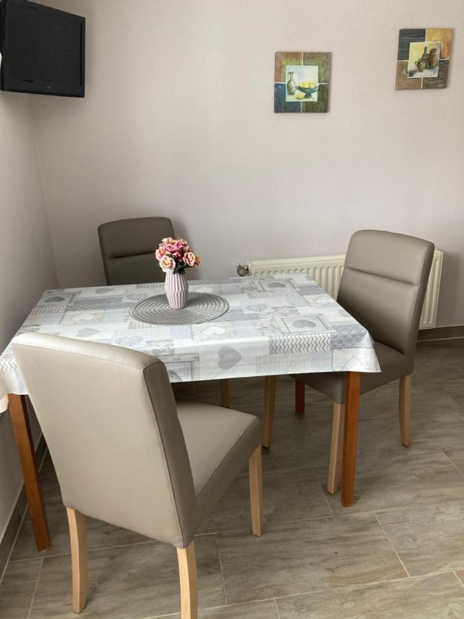 Ferienwohnung Flecken Zechlin Buitenkant foto